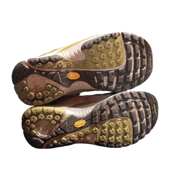 Merrell Waterproof Sneakers - Picture 6 of 10